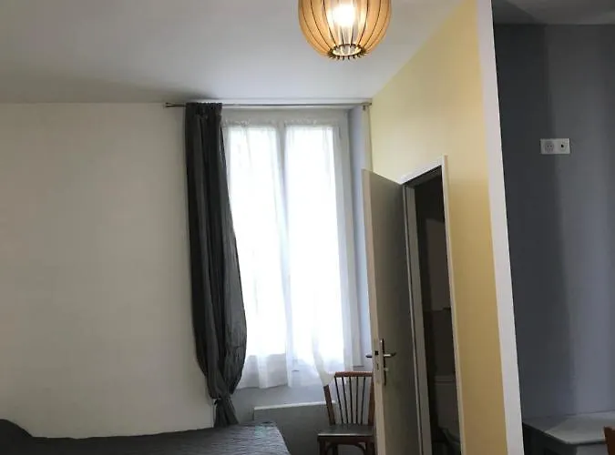 Du Clos Fleuri Pensjonat 3*