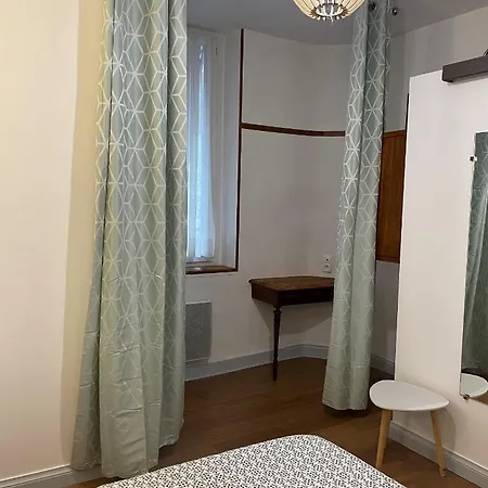 Du Clos Fleuri Konukevi 3*