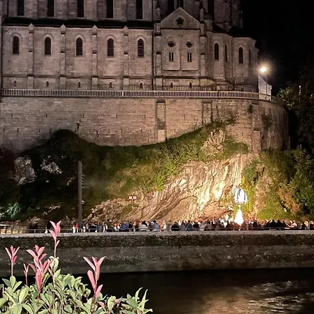 Pensión Du Clos Fleuri Lourdes