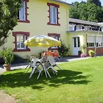Du Clos Fleuri Pensionat 3*